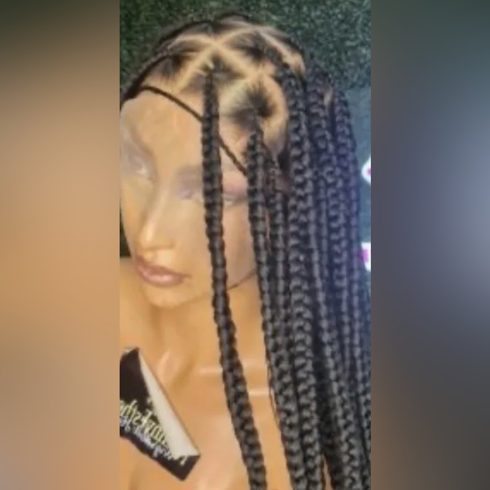 Full Lace Knotless Beaded Box Braid Wig.